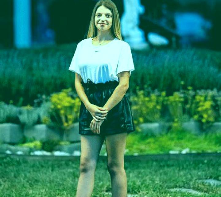 10 perfiles de escorts en Bysice, Chequia. Explora chicas, servicios, tarifas y reserva online. En domicilio y visita disponibles.