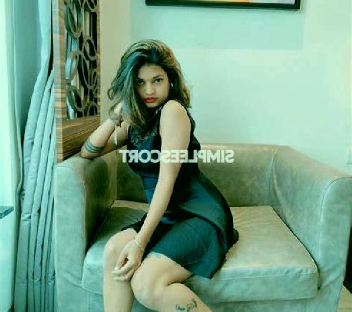 12 perfiles de escorts en Vladuleni, Rumania. Explora chicas, servicios, tarifas y reserva online. En domicilio y visita disponibles.
