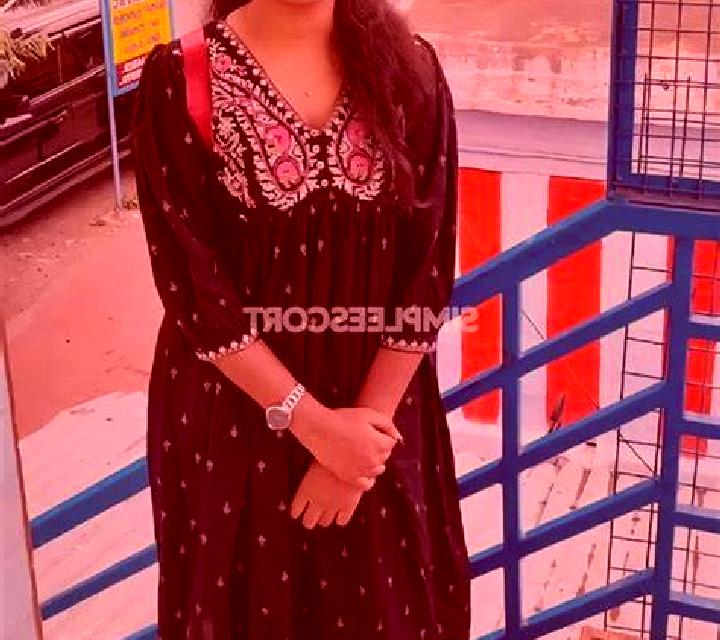 Andrea, 39 — Escort en Belitsa, Bulgaria