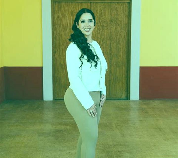Aurora, 38 — Escort en Noville, Bélgica