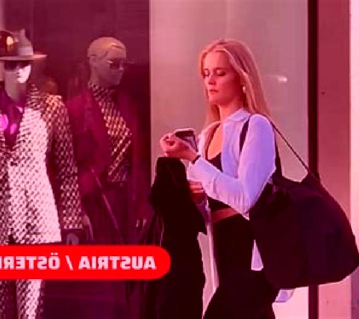 Beatriz, 26, acompañante rubia platino de ojos marrones y etnia eslava basada en Moetz. Ofrece Acompañante de viaje, Beso francés profundo, Hasta el final (C...