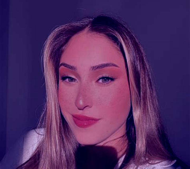 Cielo, 22 — Escort en Broadlands, Estados Unidos