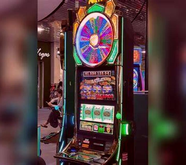 Cielo, 28, acompañante rubia de ojos marrones y etnia eslava basada en El Custodio. Ofrece Noche completa, Parejas, 69, Acompañante de viaje, GFE (Experienci...
