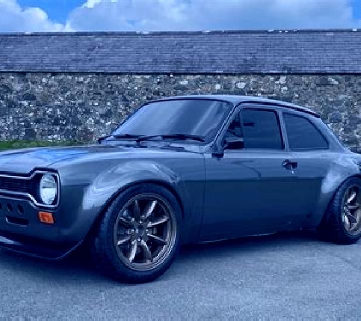 Cielo, 29 — Escort en Avanur, India