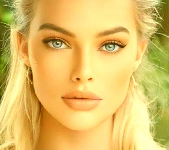 Daniela, 26 — Escort en Vougoue, Costa de Marfil