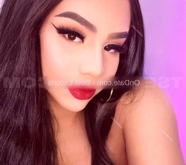 Daniela, 30 — Escort en Erfweiler, Alemania