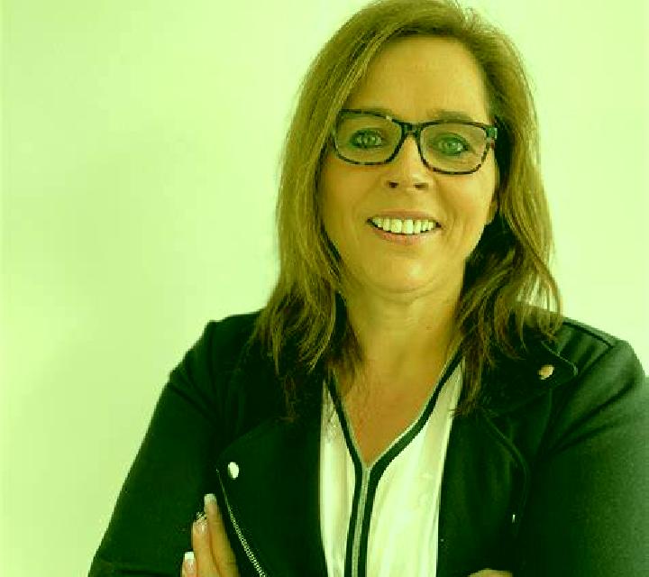 Daniela, 35, acompañante castaño claro de ojos verdes y etnia europea basada en Boe. Ofrece Tríos / dúos, GFE (Experiencia de novia), Francés natural. Dispon...