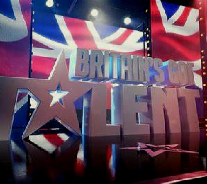 Daniela, 39, acompañante negra de ojos marrones y etnia mediterránea basada en Aliano. Ofrece BDSM, Striptease, Masaje de próstata, 69. Disponible en domicil...