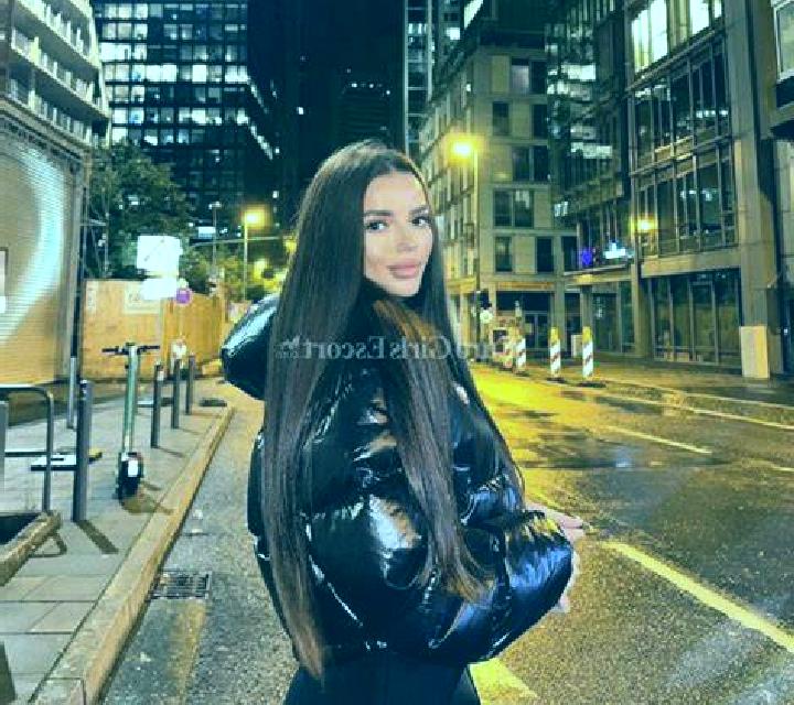 escort A Luoi