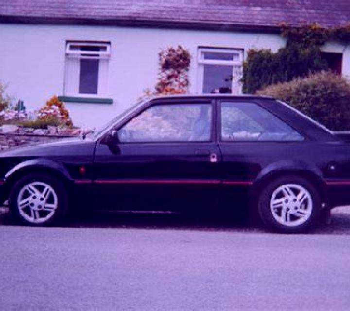 escort Arrochar