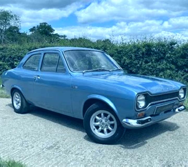 escort Aylmer