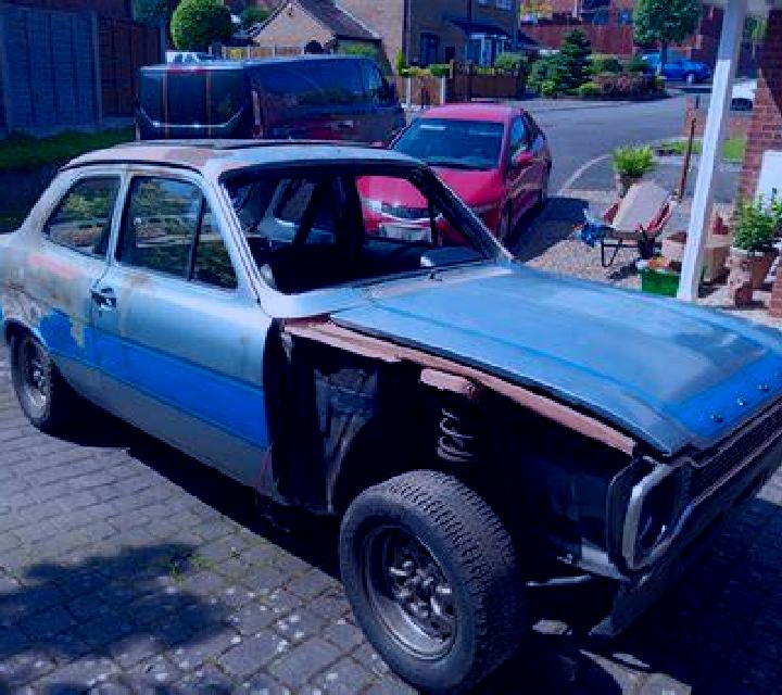 escort Brnakot