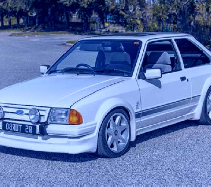 escort Ebak