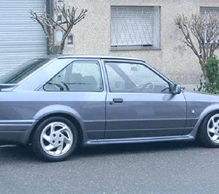 escort Etterbeek