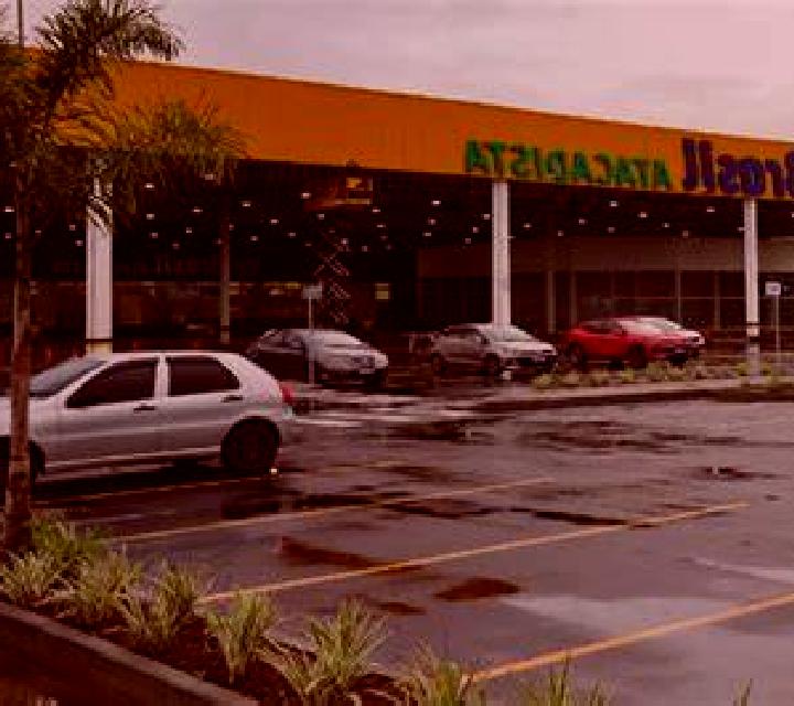 escort Kindamba