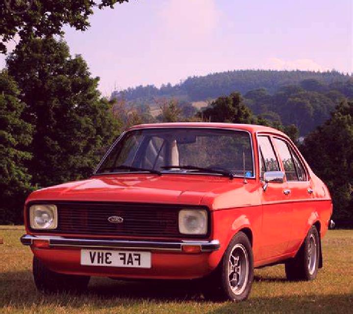 escort Llanddowror
