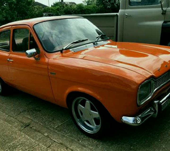 escort Luelsfeld