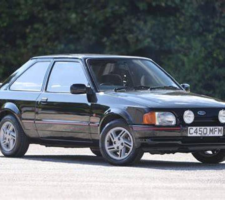 escort Schoenering