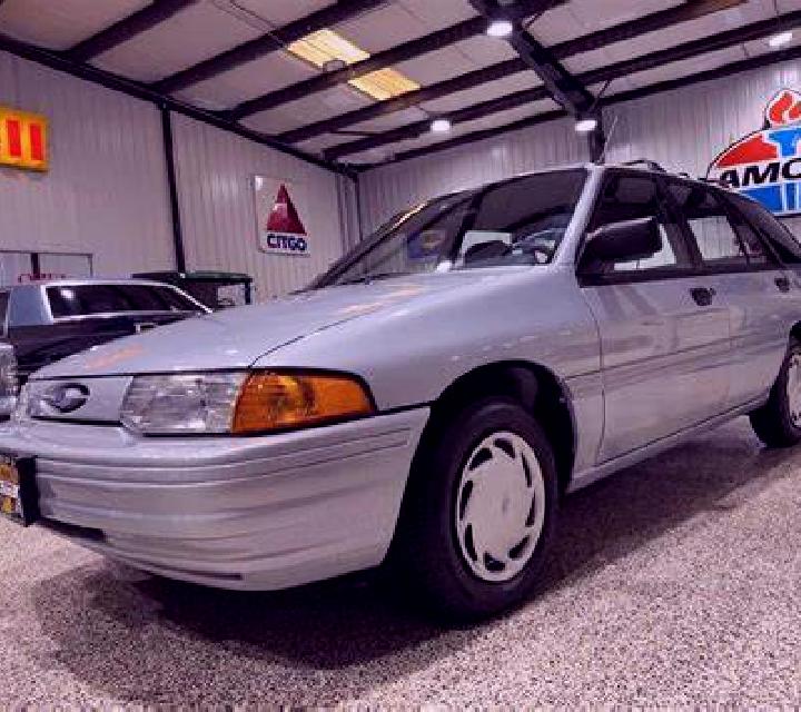 escort Sirok