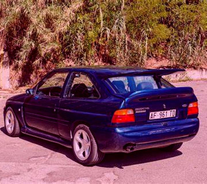 escort Tegaljaya