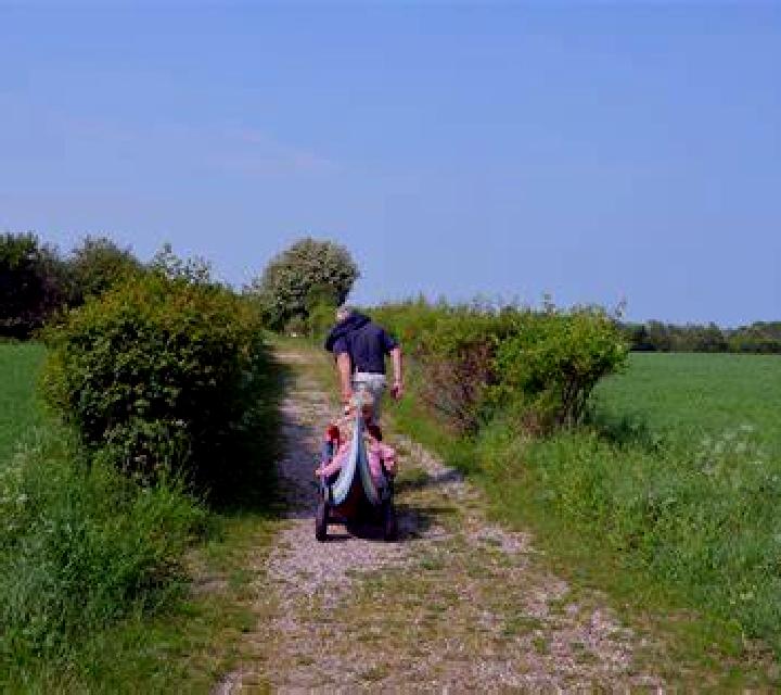 escort Three Crosses