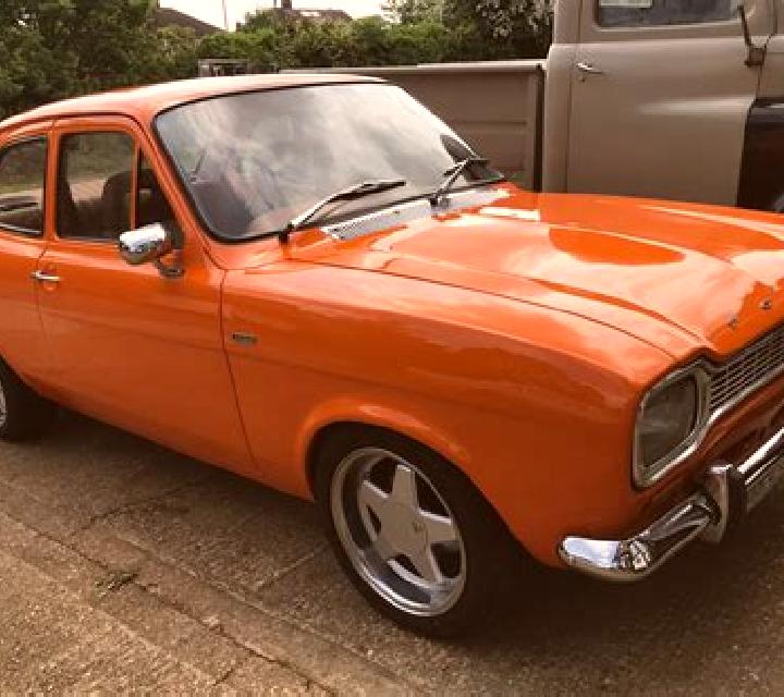 escort Tiputini