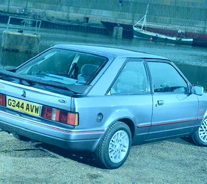 escort Weedon Bec