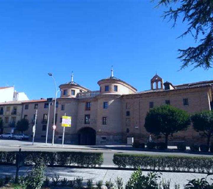 Escorts Iskaka, Palestina — Chicas y putas locales