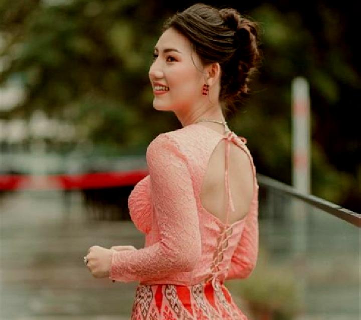 Escorts Keng Tung, Myanmar — Chicas y putas locales