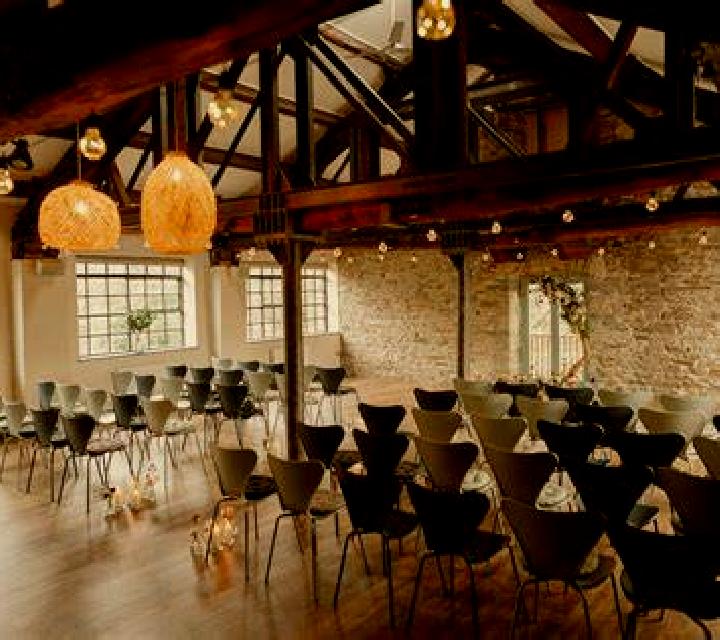 Escorts Nkourani, Comoras — Chicas y putas locales