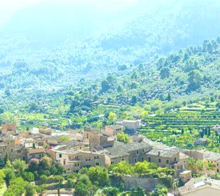 Estrella, 21 — Escort en Cuacos, España