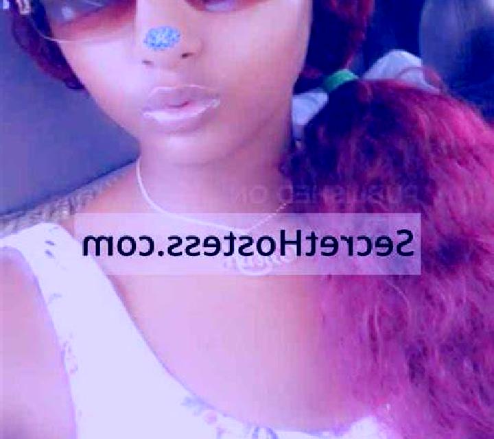 Giulia, 32 — Escort en Hatzic, Canadá