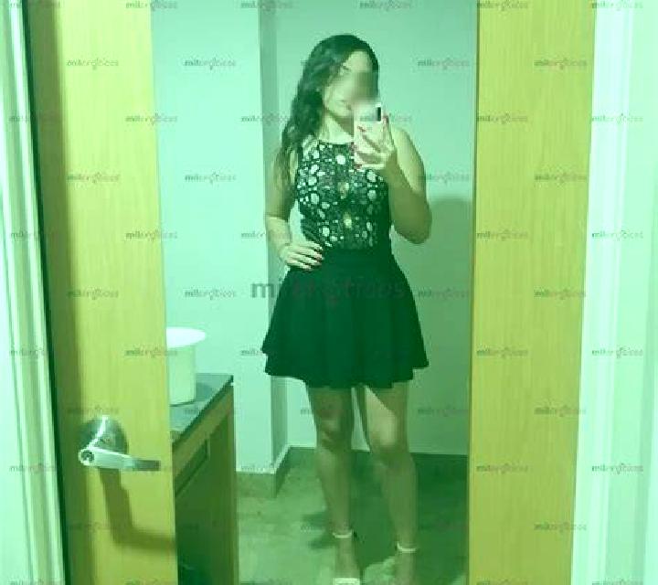 Giulia, 35 — Escort en Pysely, Chequia