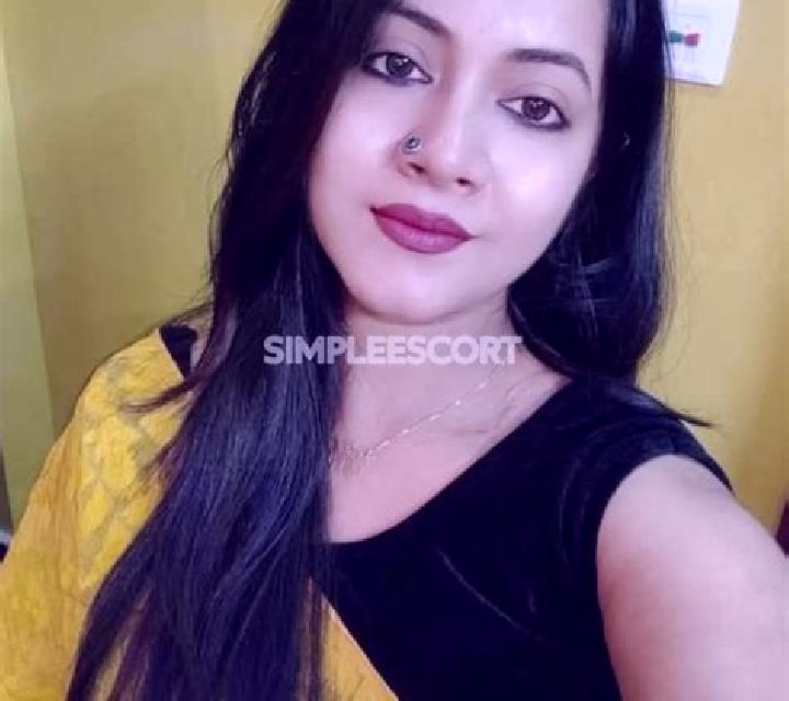 Isabella, 32, acompañante negra de ojos verdes y etnia europea basada en N zalat. Ofrece Noche completa, Masaje erótico, Tantra, Hasta el final (CIM). Dispon...