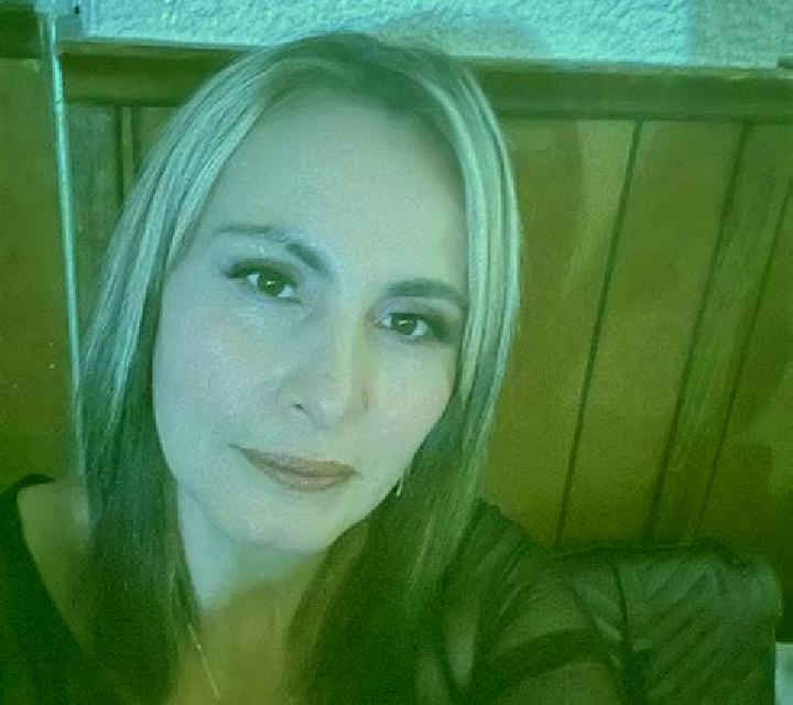 Julia, 32 — Escort en Blind River, Canadá