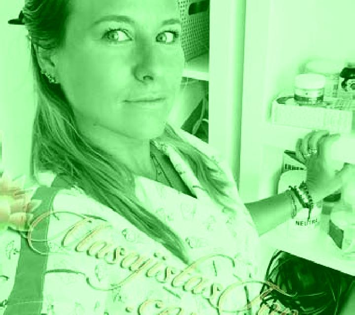 Julia, 34 — Escort en Nanikon, Suiza