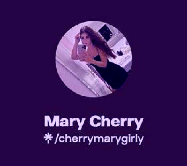 Mía, 22 — Escort en Charef, Argelia