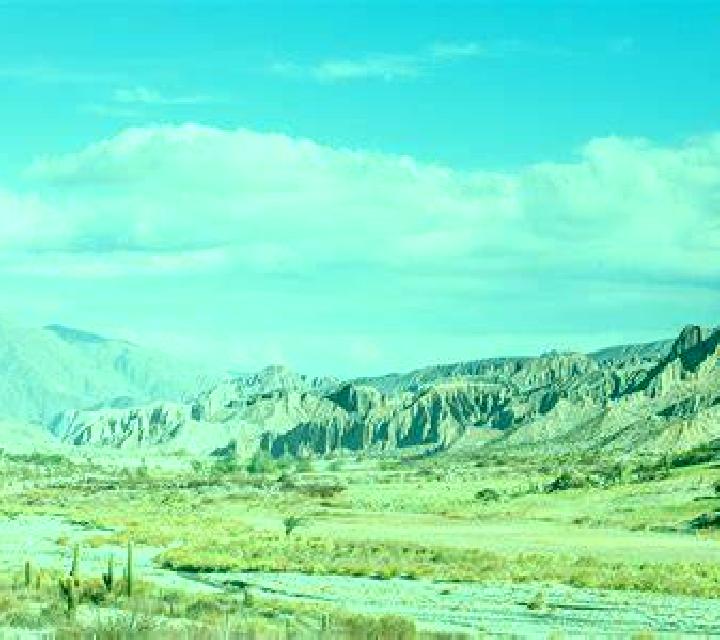 Mía, 22 — Escort en Kiasar, Irán