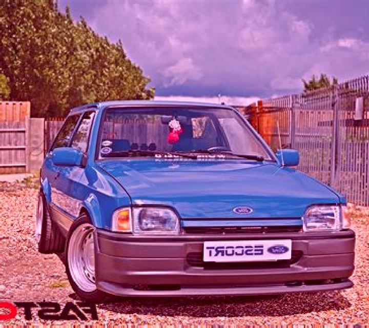 Manuela, 26, acompañante negra de ojos marrones y etnia eslava basada en Kashmor. Ofrece Acompañante de viaje, Tantra, Masaje. Disponible en domicilio y visi...