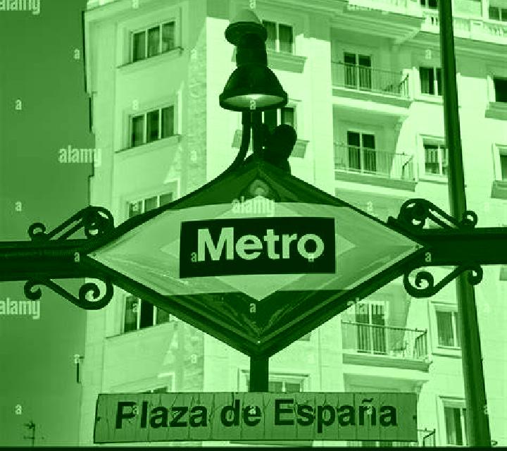 Marta, 27, acompañante pelirroja de ojos oscuros y etnia europea basada en Binatli. Ofrece Tríos / dúos, BDSM, 69, Tantra. Disponible en domicilio y visita, ...