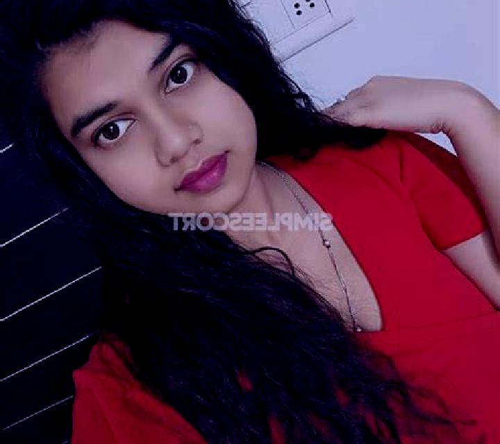 Mora, 20 — Escort en Galilea, México