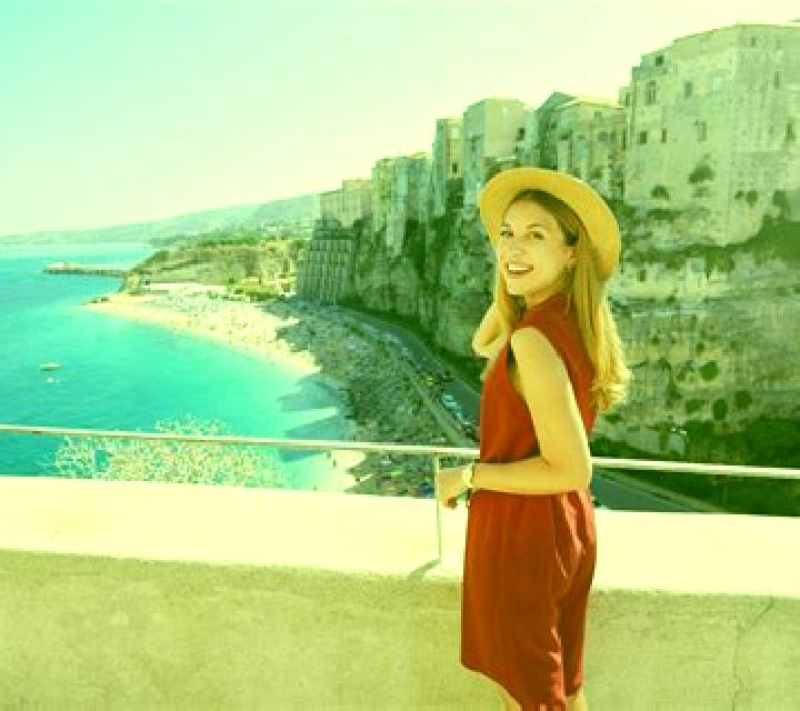Mora, 21 — Escort en Sonntag, Austria