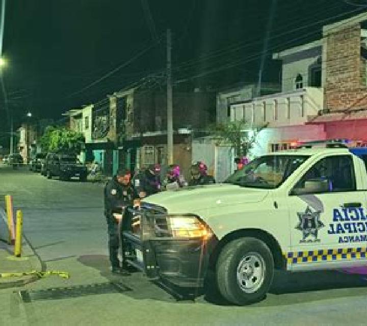 Mora, 28 — Escort en Corinto, El Salvador