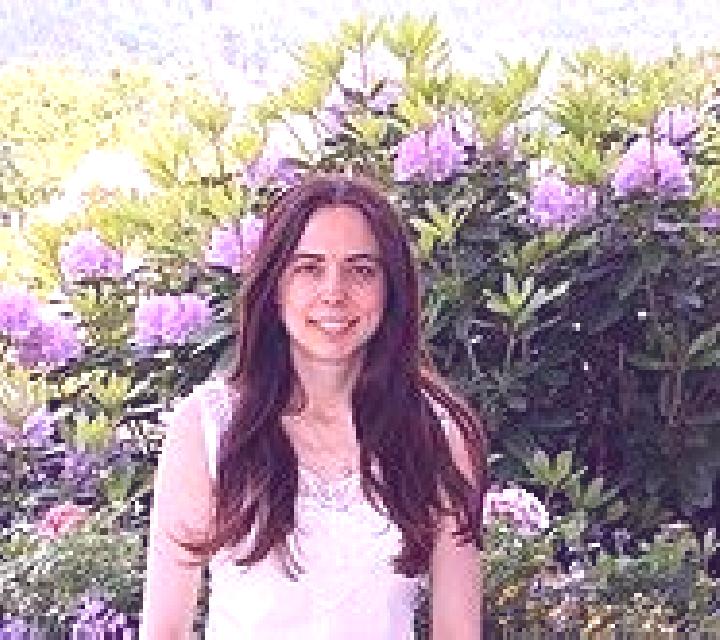 Noa, 25 — Escort en Luohu, China