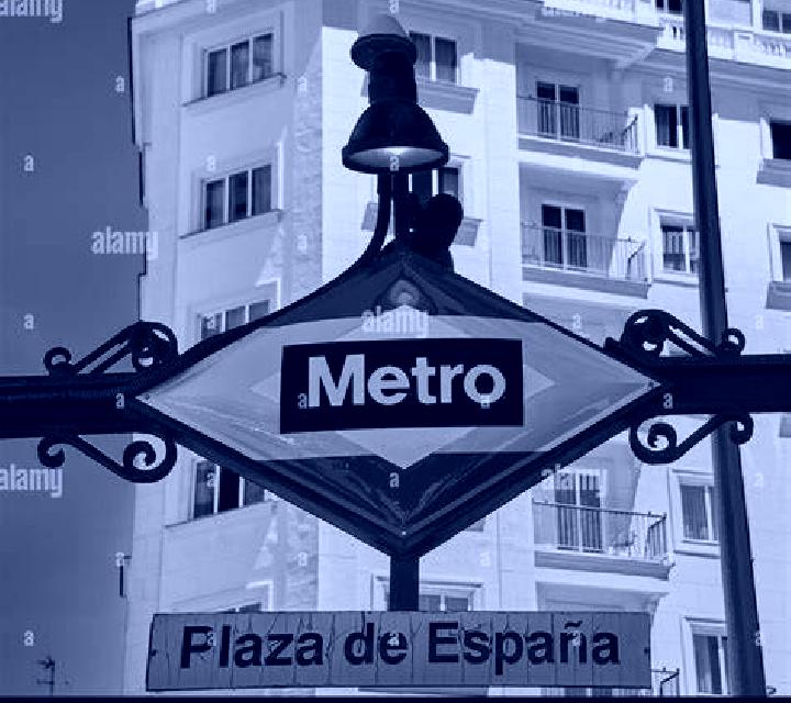Nora, 23, acompañante castaño claro de ojos grises y etnia caribeña basada en Abo. Ofrece BDSM, Tantra, Masaje. Disponible en domicilio y visita, citas de dí...