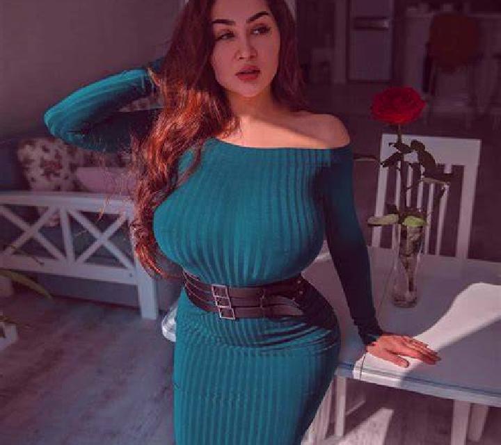 Nora, 29, acompañante negra de ojos ámbar y etnia caucásica basada en Ipatele. Ofrece Masaje, Striptease, Cita de cena. Disponible en domicilio y visita, cit...