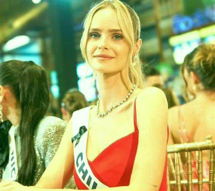 Nora, 38 — Escort en Albasu, Nigeria