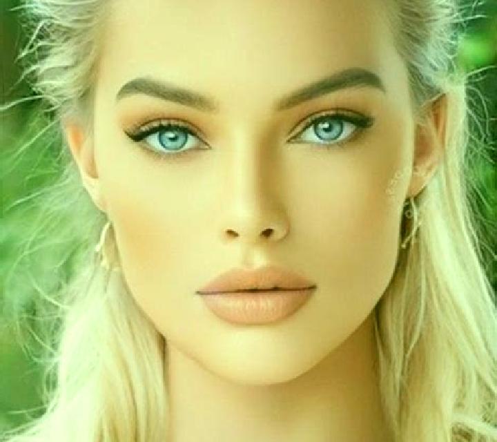 Nora, 39 — Escort en Priboj, Serbia