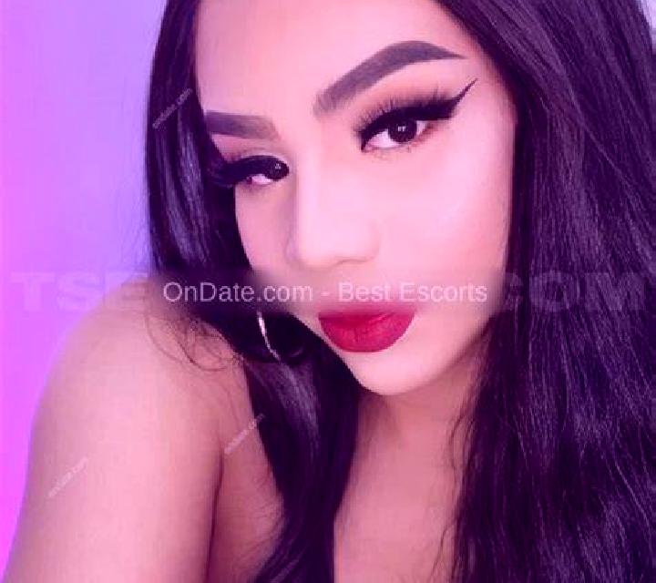 Rosa, 21 — Escort en Belel, Camerún