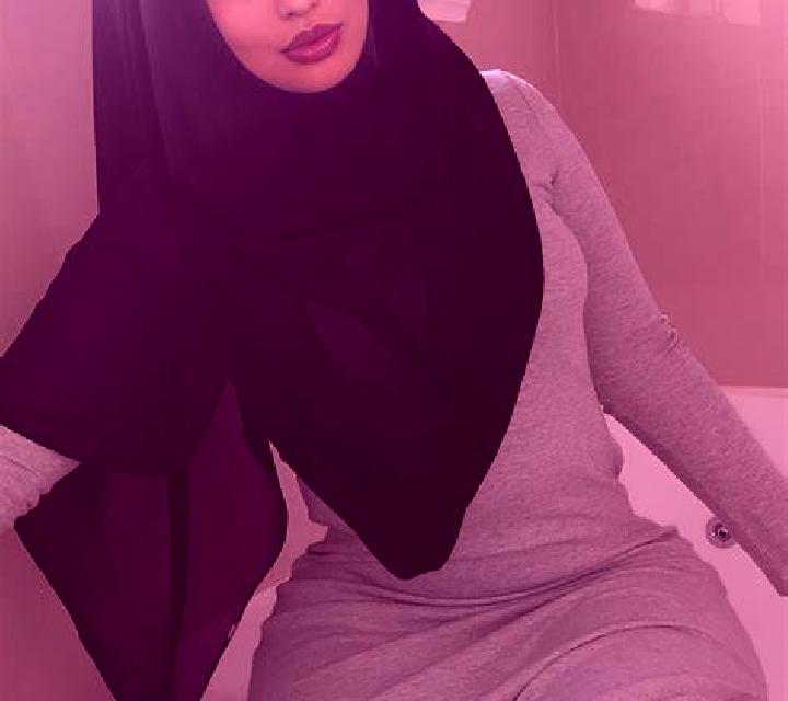 Salma, 21 — Escort en Wonokerso, Indonesia